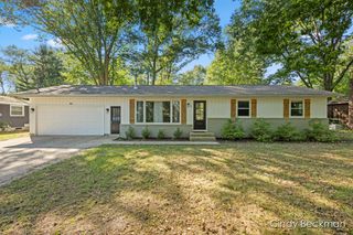 80 S 168th Avenue, Holland, MI 49424