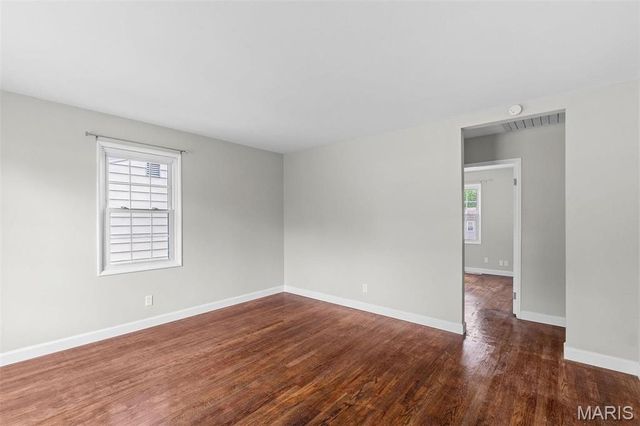 2490 Mullanphy Lane, Florissant, MO 63031