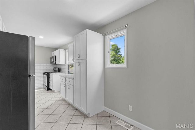 2490 Mullanphy Lane, Florissant, MO 63031