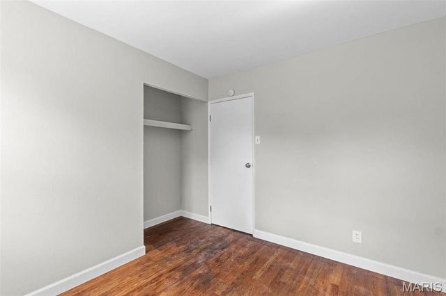 2490 Mullanphy Lane, Florissant, MO 63031