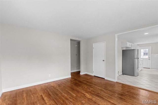 2490 Mullanphy Lane, Florissant, MO 63031