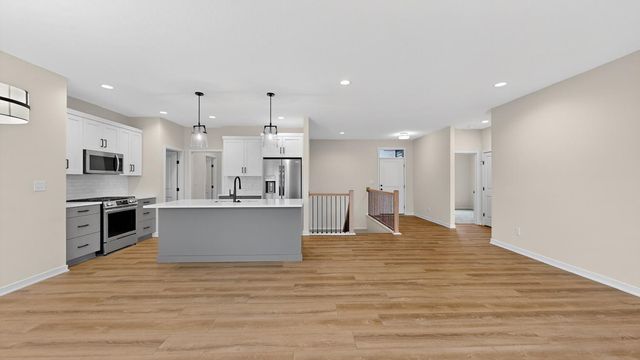 6112 Cody Lane NW, Rochester, MN 55901