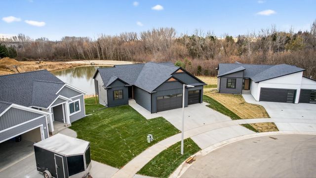 6112 Cody Lane NW, Rochester, MN 55901