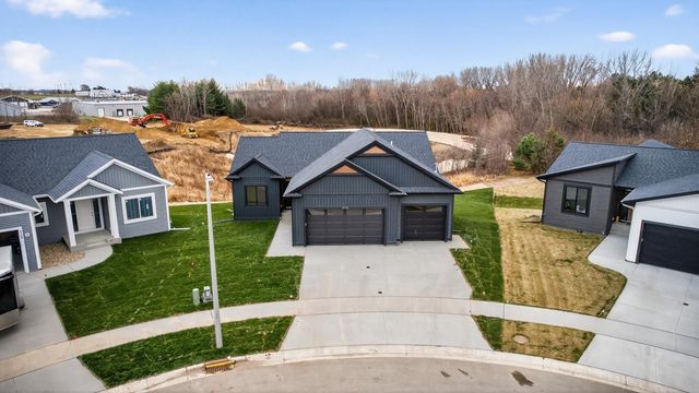 6112 Cody Lane NW, Rochester, MN 55901