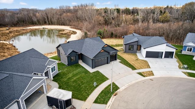 6112 Cody Lane NW, Rochester, MN 55901
