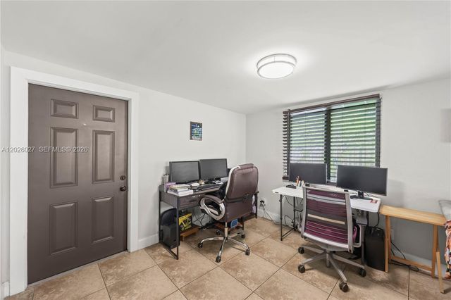 1611 SW 67th Ave, North Lauderdale, FL 33068