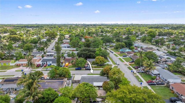 1611 SW 67th Ave, North Lauderdale, FL 33068