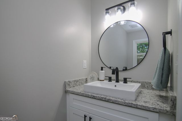 325 Wisconsin Avenue, Warner Robins, GA 31093