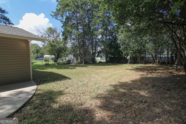 325 Wisconsin Avenue, Warner Robins, GA 31093