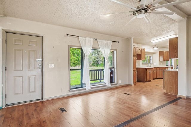 25294 HWY 80, Grand Saline, TX 75140
