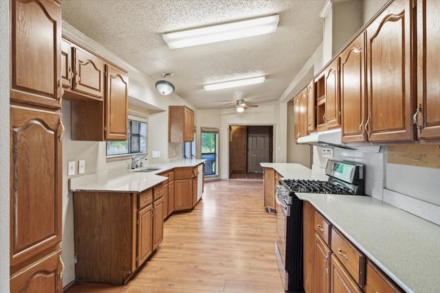 25294 HWY 80, Grand Saline, TX 75140