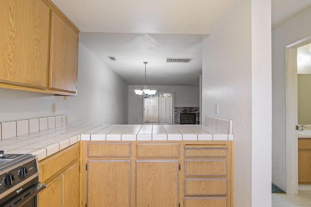 3010 Andre Ln, Turlock, CA 95382