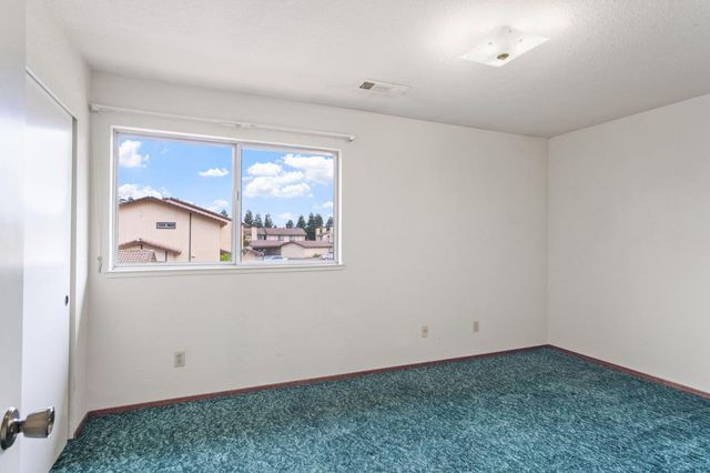 3010 Andre Ln, Turlock, CA 95382