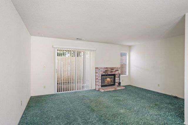 3010 Andre Ln, Turlock, CA 95382