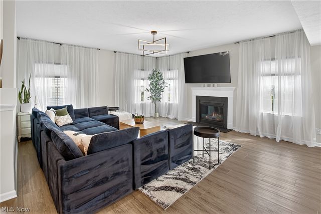 76 Wanda Court, Kent, OH 44240