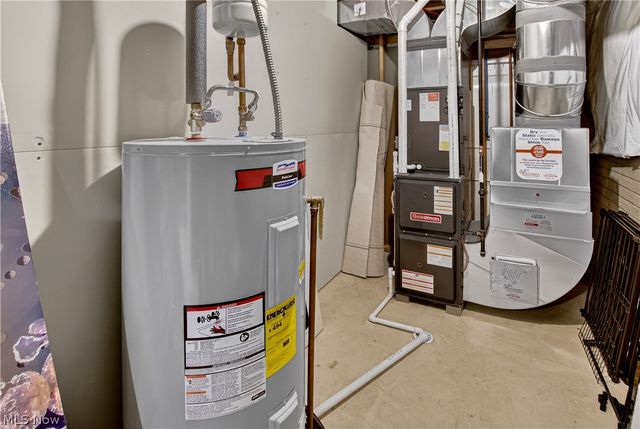 76 Wanda Court, Kent, OH 44240