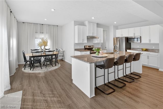 76 Wanda Court, Kent, OH 44240