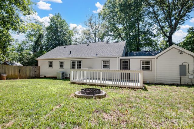 410 N Cannon Boulevard, Kannapolis, NC 28083