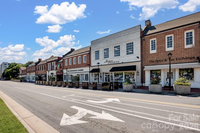 410 N Cannon Boulevard, Kannapolis, NC 28083