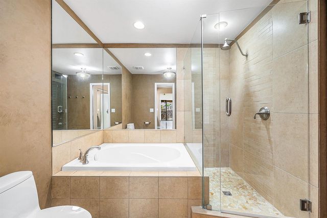 5664 Santiago Circle, Boca Raton, FL 33433