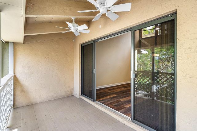 5664 Santiago Circle, Boca Raton, FL 33433