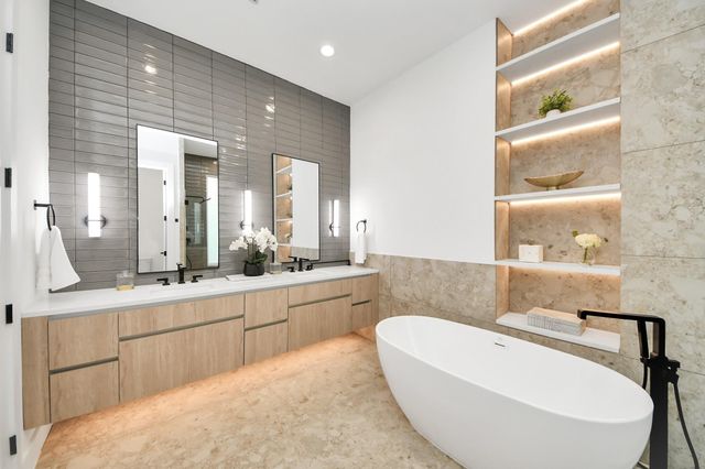 1603 W 25th Street, Houston, TX 77008
