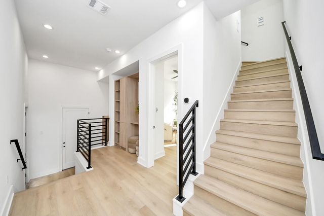 1603 W 25th Street, Houston, TX 77008