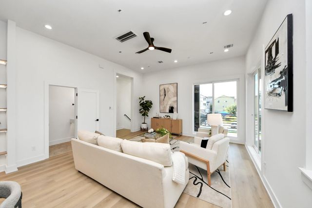 1603 W 25th Street, Houston, TX 77008