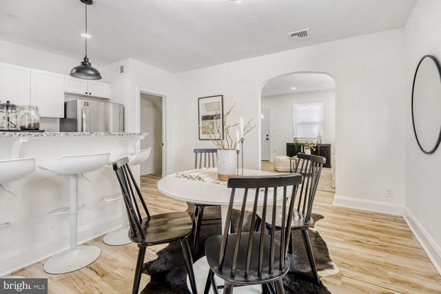 100 SHIPWAY, Dundalk, MD 21222