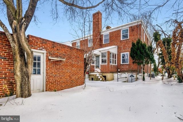 100 SHIPWAY, Dundalk, MD 21222