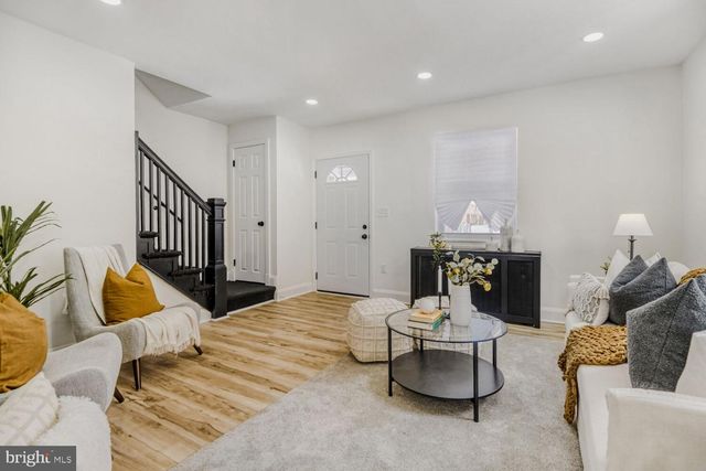 100 SHIPWAY, Dundalk, MD 21222