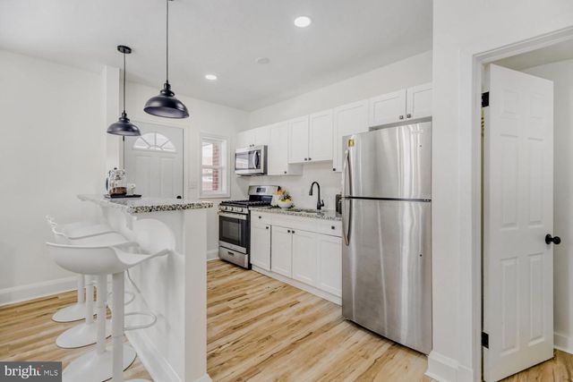 100 SHIPWAY, Dundalk, MD 21222