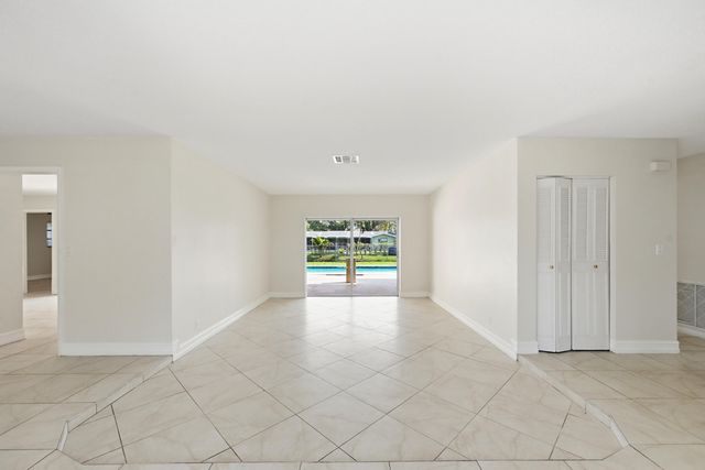 1430 NW 73RD Avenue NW, Plantation, FL 33313