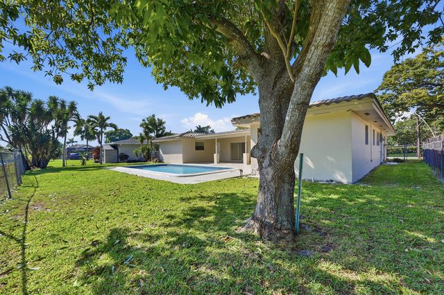 1430 NW 73RD Avenue NW, Plantation, FL 33313