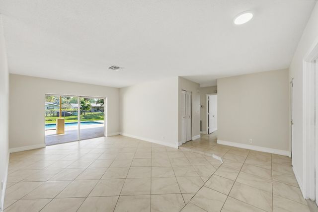 1430 NW 73RD Avenue NW, Plantation, FL 33313