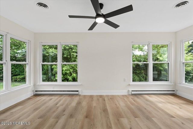 15 Frilham Lane, Manchester, NJ 08759