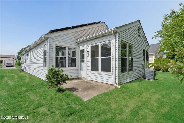 15 Frilham Lane, Manchester, NJ 08759