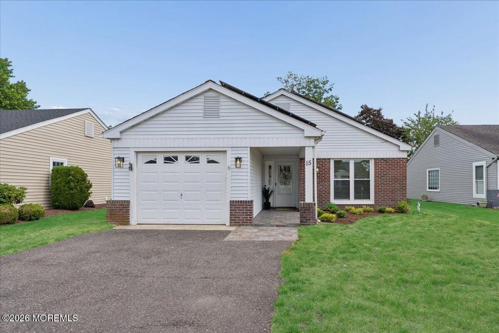 15 Frilham Lane, Manchester, NJ 08759