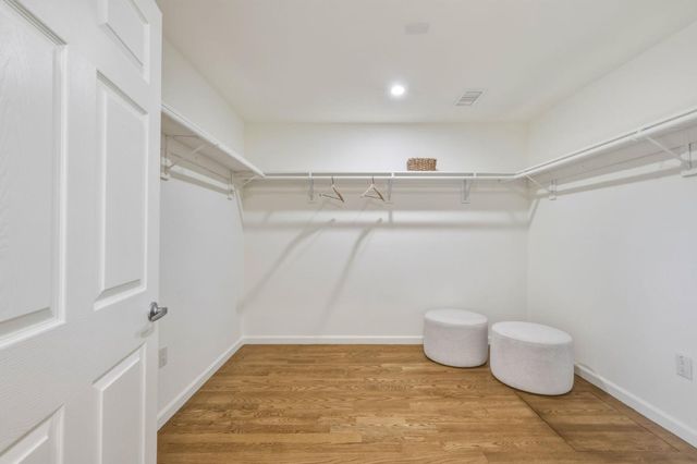 250 Alexander Avenue, Redwood City, CA 94061