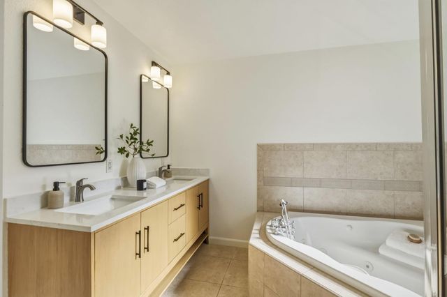 250 Alexander Avenue, Redwood City, CA 94061