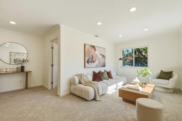 250 Alexander Avenue, Redwood City, CA 94061
