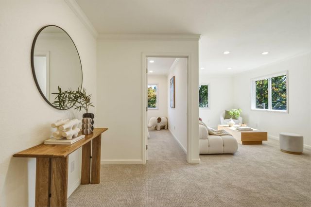 250 Alexander Avenue, Redwood City, CA 94061
