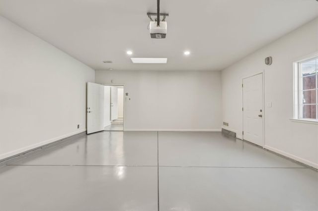 250 Alexander Avenue, Redwood City, CA 94061