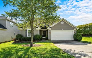 1459 Moss Creek Drive, Harrisburg, NC 28075