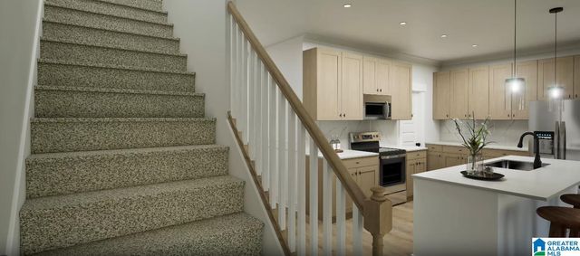 399 LAKELAND COURT, Cropwell, AL 35054