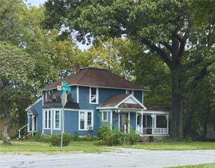 302 E Hulett Street, Edgerton, KS 66021