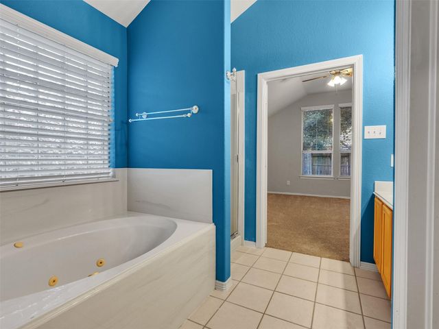 218 Silverbrook Lane, Dickinson, TX 77539