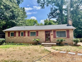 323 Frank Drive, Charlotte, NC 28215