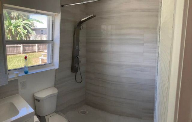 106 NW 12TH Avenue 1-2, Dania Beach, FL 33004