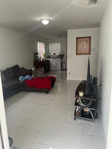 106 NW 12TH Avenue 1-2, Dania Beach, FL 33004